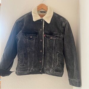 Levi’s Premium Sherpa Denim Jacket Women’s Small Black Trucker